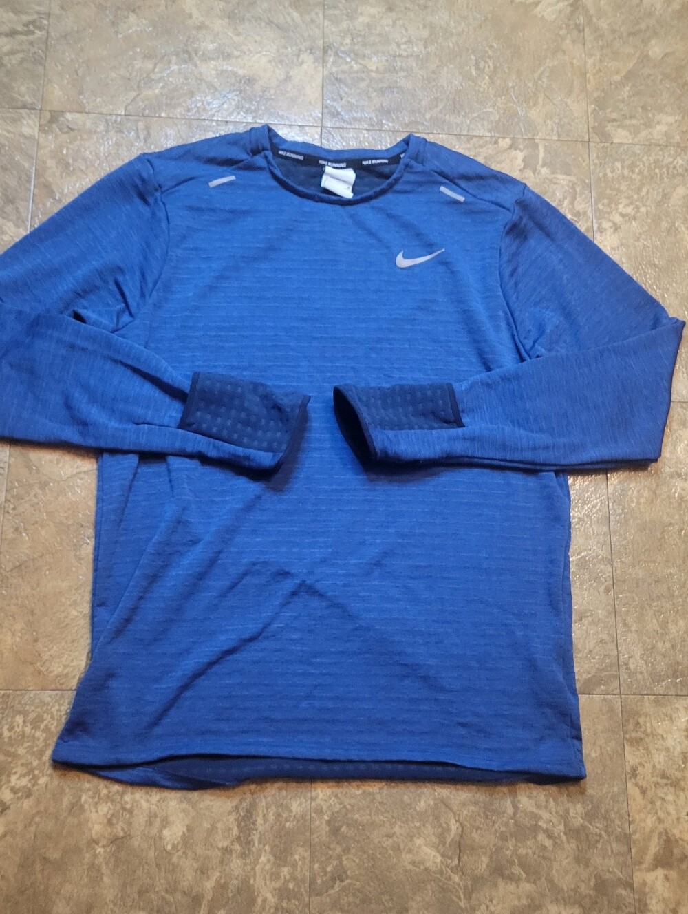 Nike Therma-Fit Repel Element Running Shirt Mens Medium M Blue Long Sleeve